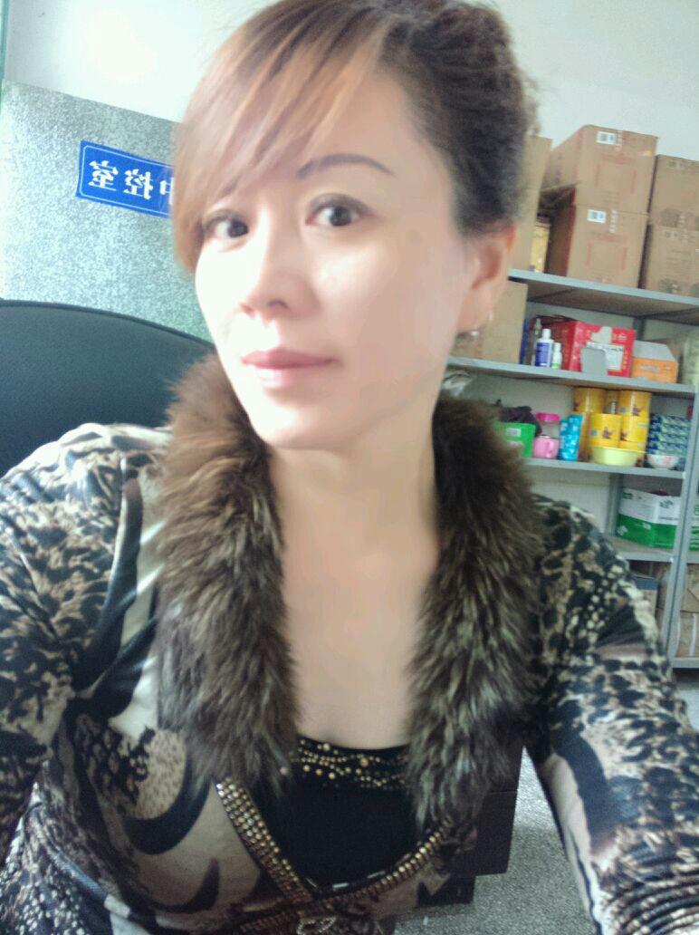 47岁离异女征婚照片(id:73236029)_湖南常德征婚交友