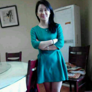 丰满离异妇女征婚照片