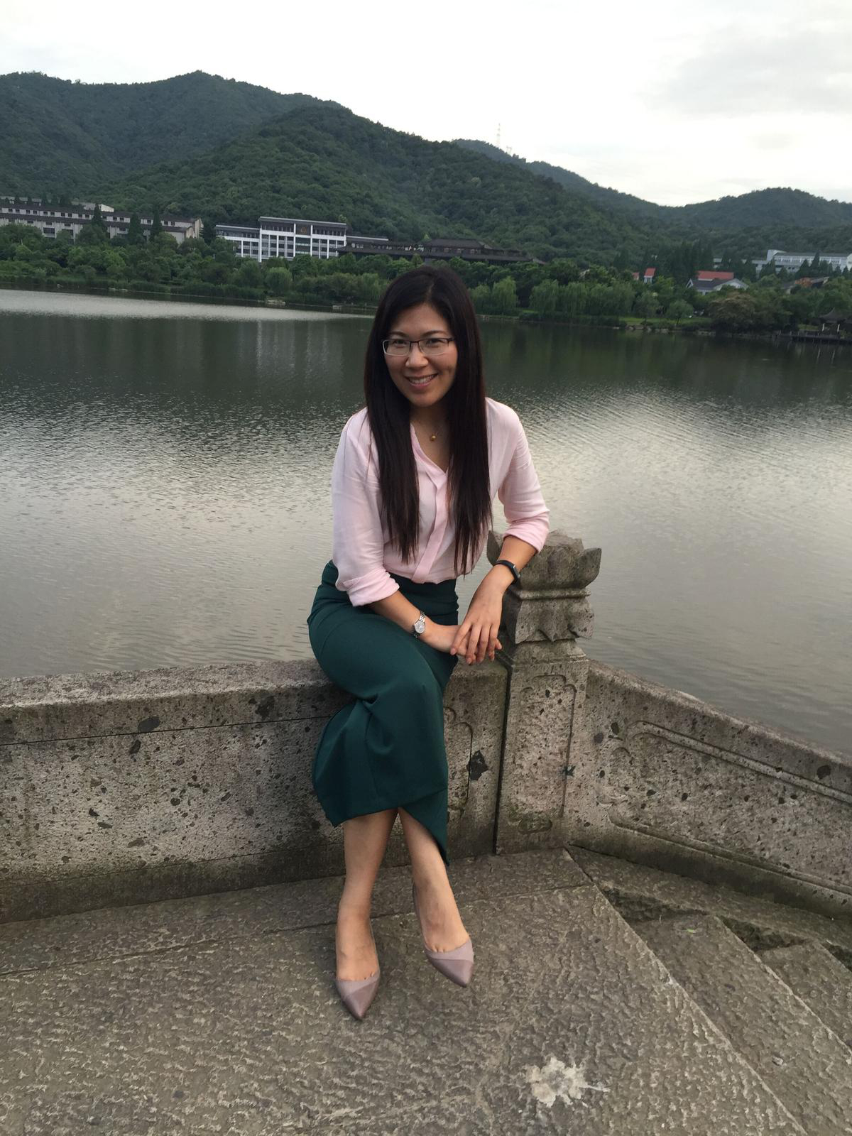 37岁未婚女征婚照片(id:88508807)_上海征婚交友_珍爱