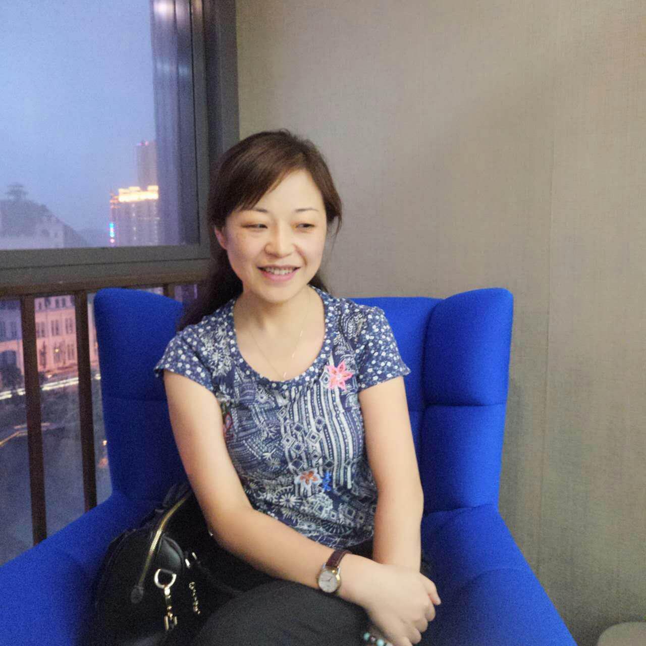 43岁离异女征婚照片(id:96254429)_贵州贵阳征婚交友