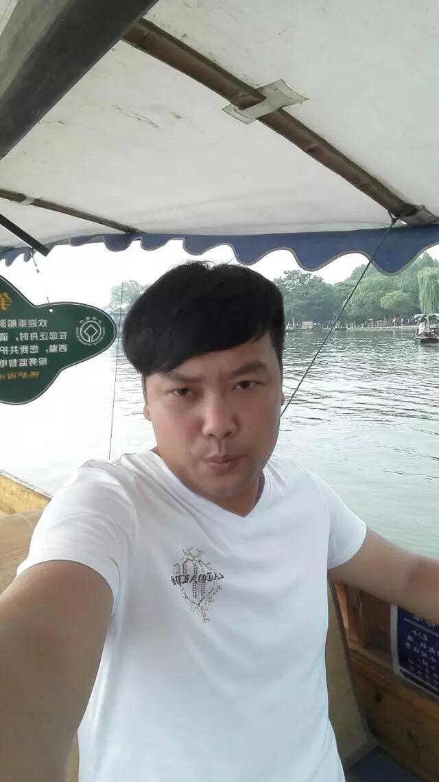 35岁未婚男征婚照片(id:101877689)_浙江杭州征婚交友