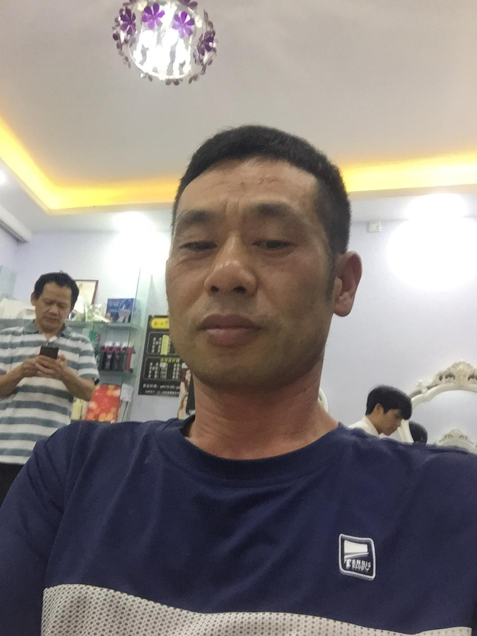 48岁离异男征婚照片(id:104624267)_广东中山征婚交友