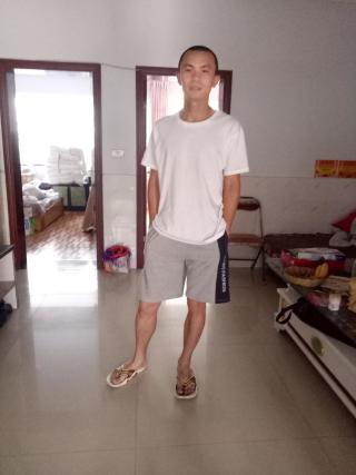 龙乡亮仔