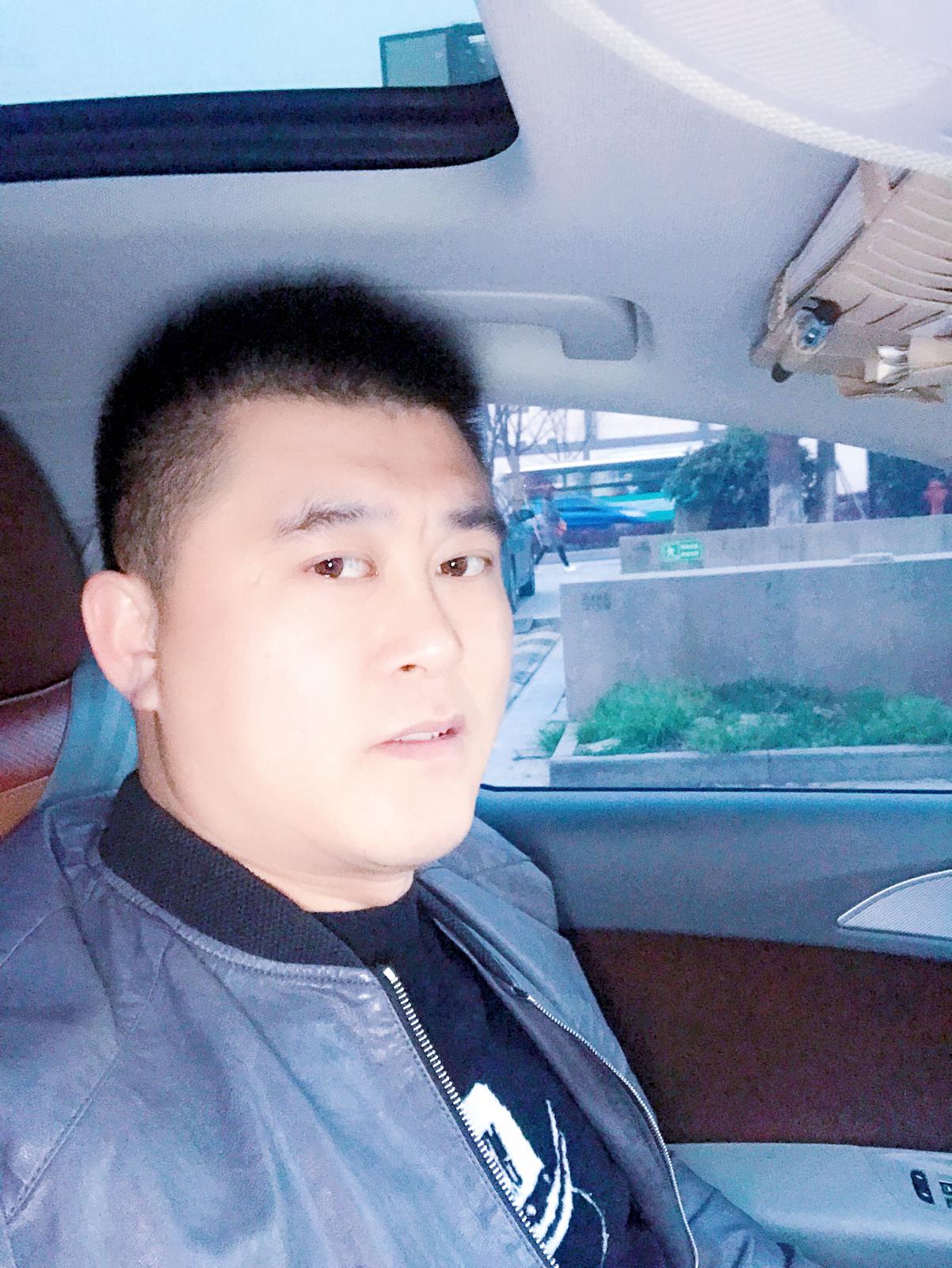 36岁离异男征婚照片(id:106027631)_山东临沂征婚交友