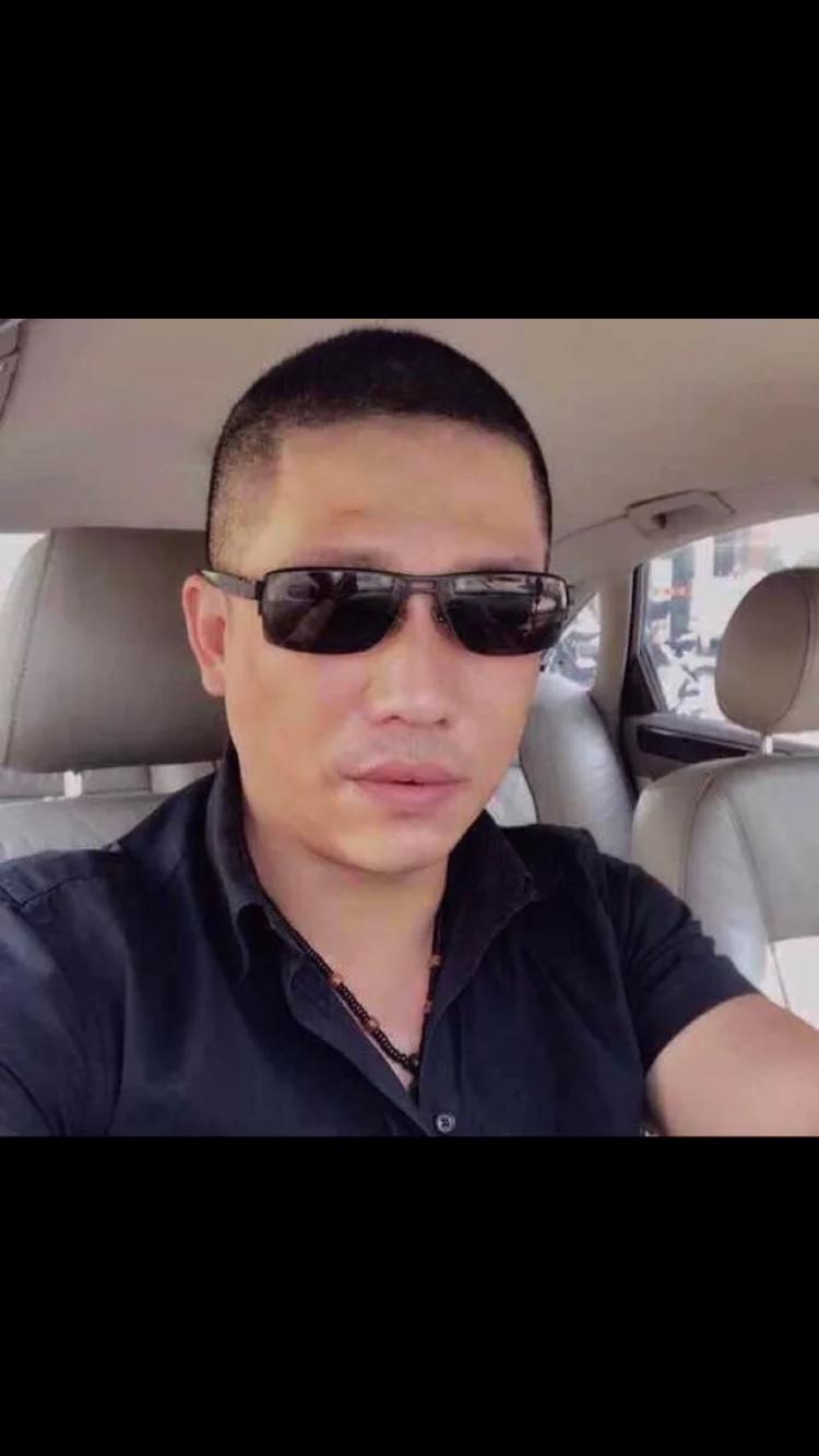 48岁离异男征婚照片(id:108077615)_浙江杭州征婚交友