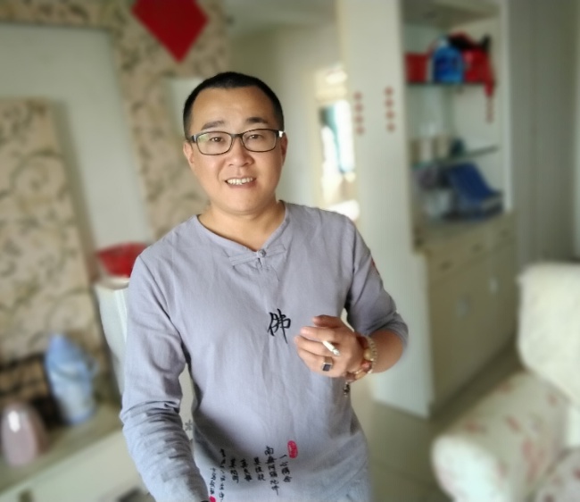 超级大叔照片