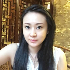 捏小白兔的猪