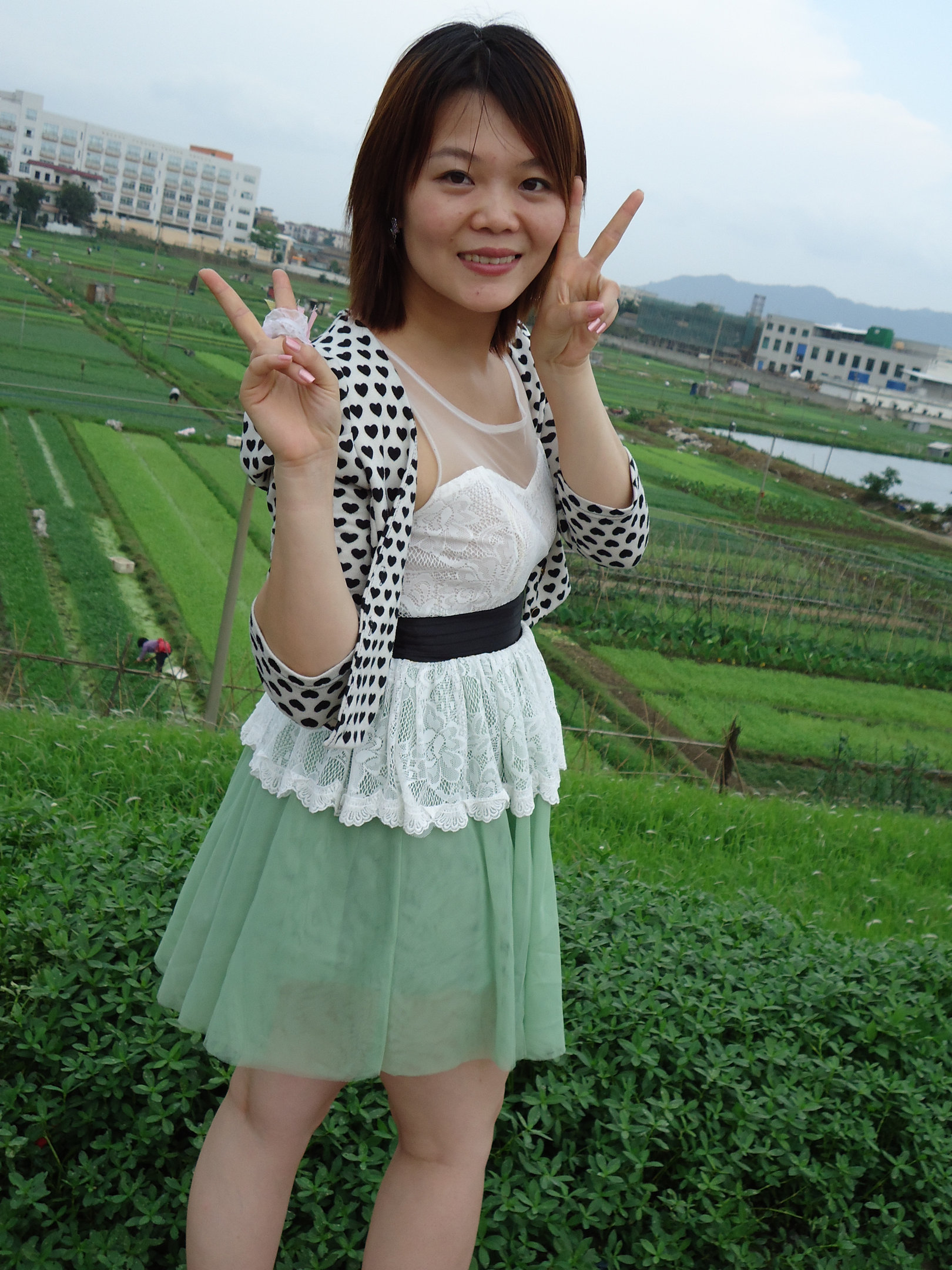 32岁未婚女征婚照片(id:47661995)_广东佛山征婚交友_珍爱网