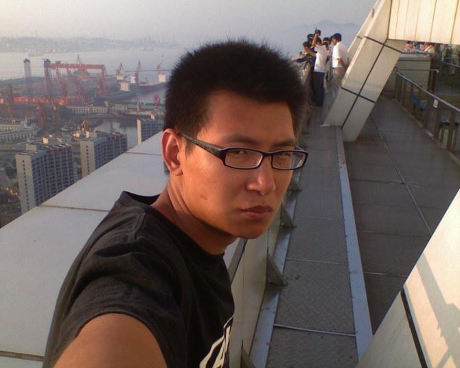 王龙照片