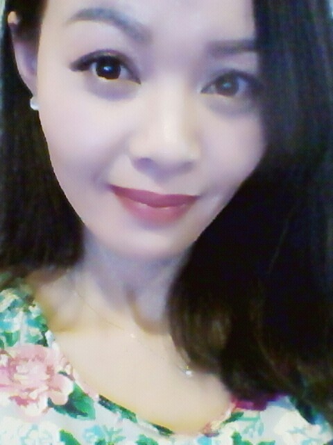 盼盼挑战单手解内衣扣_盼盼单手解内衣扣