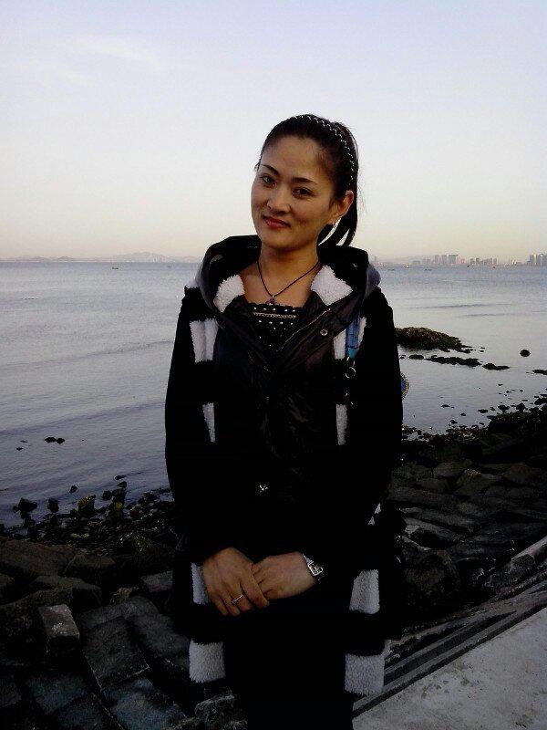 41岁离异女征婚照片(id:60721637)_山东青岛征婚交友_珍爱网