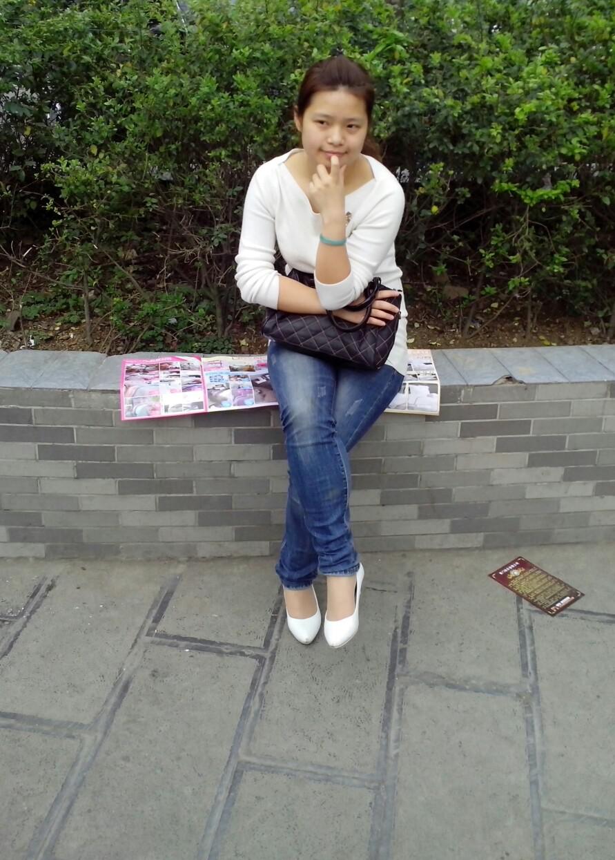 30岁未婚女征婚照片(id:67837379)_贵州遵义征婚交友_珍爱网