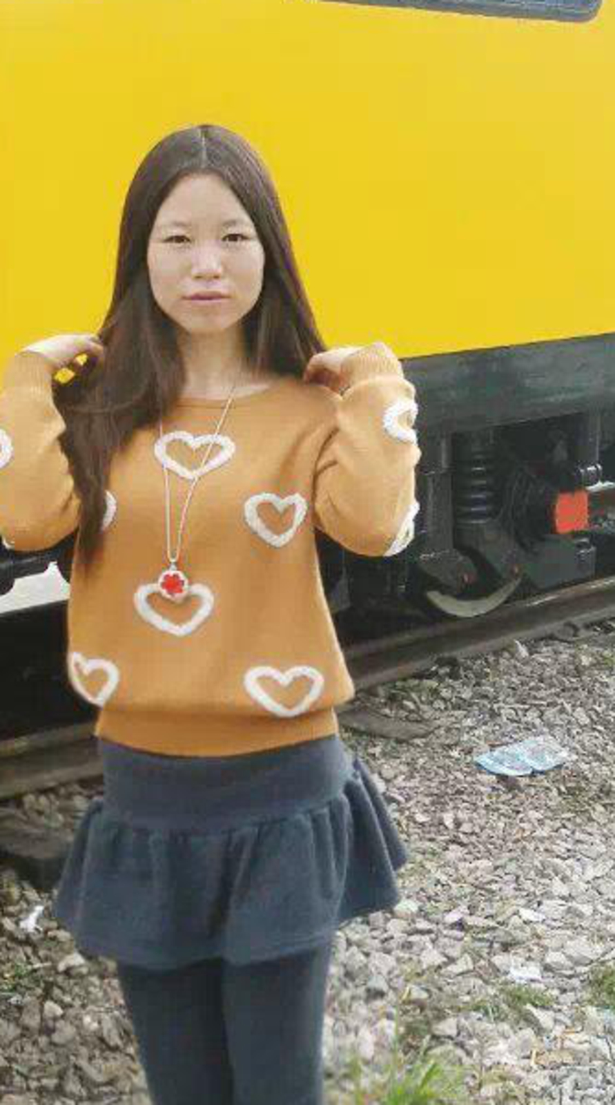 27岁未婚女征婚照片(id:68189831)_贵州毕节征婚交友_珍爱网