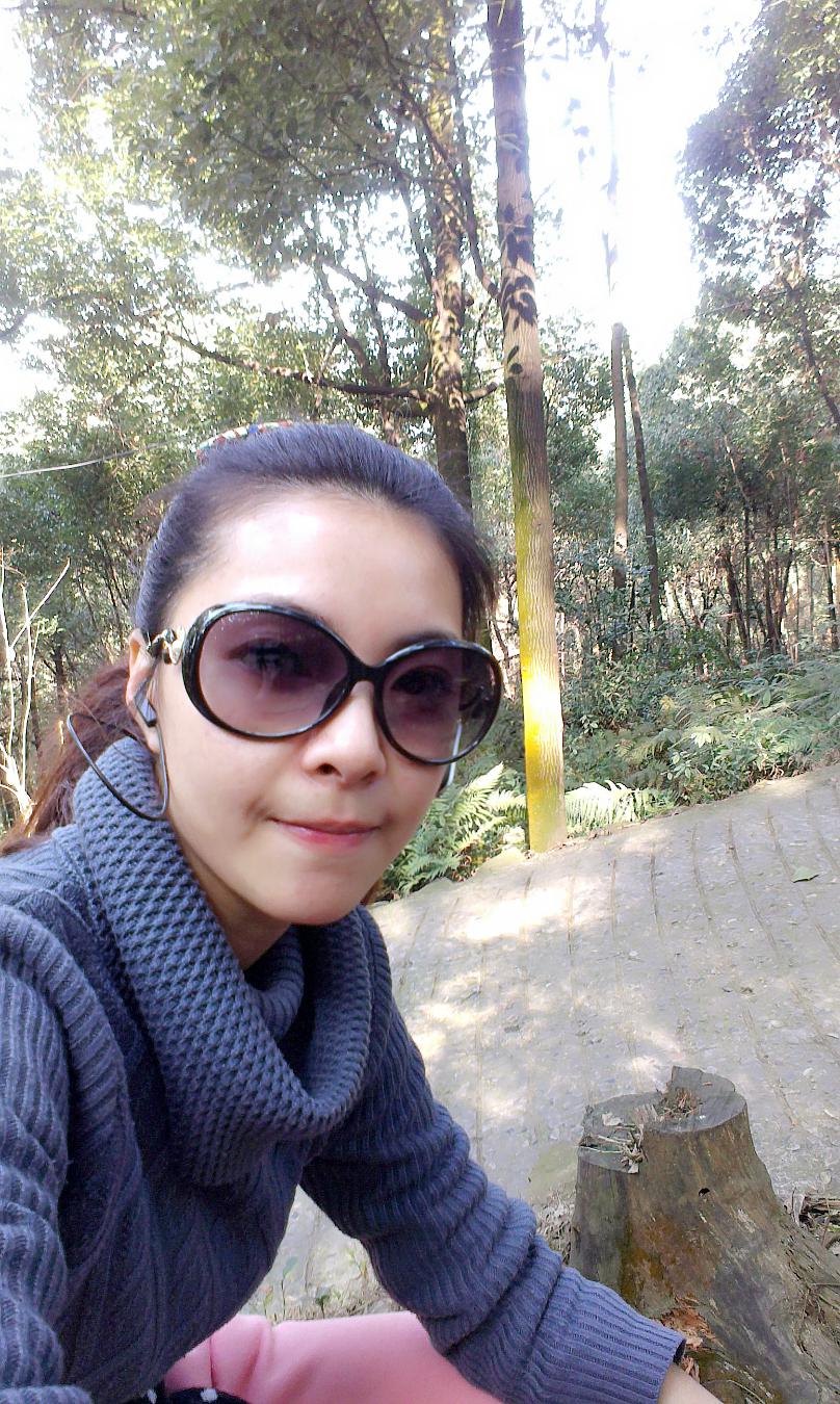 28岁未婚女征婚照片(id:70972553)_四川宜宾征婚交友_珍爱网