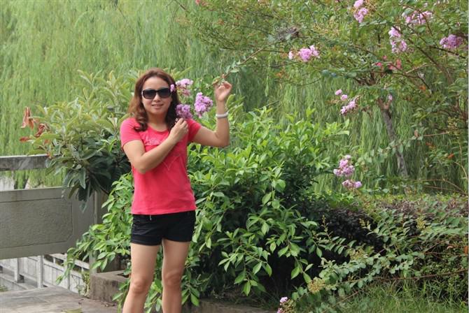 42岁离异女征婚照片(id:72769979)_四川达州征婚交友_珍爱网