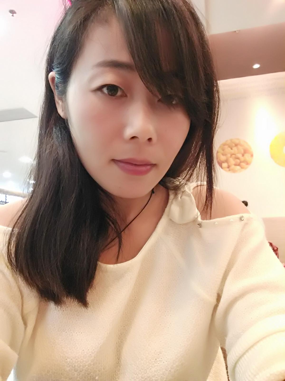 32歲離異女徵婚照片(id:76254593)_上海徵婚交友_珍愛網