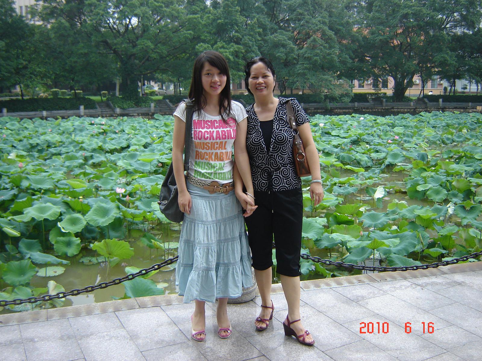 29岁未婚女征婚照片(id:76971779)_广西南宁征婚交友_珍爱网