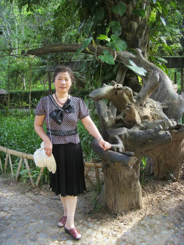 50岁离异女征婚照片(id:79942637)_辽宁营口征婚交友_珍爱网