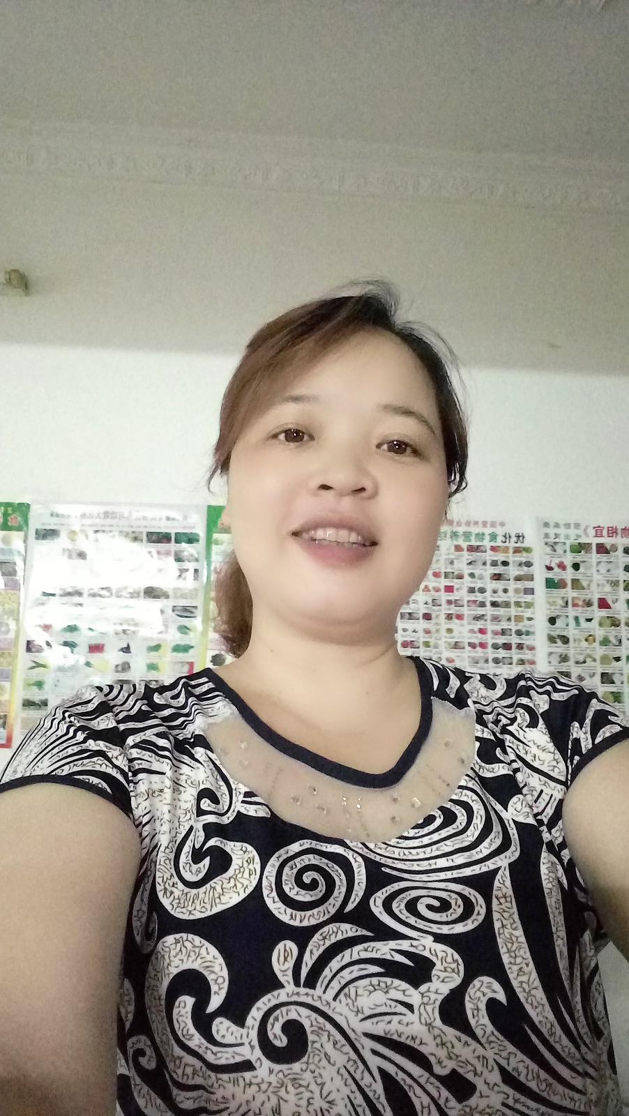 41岁离异女征婚照片(id:80417873)_广西南宁征婚交友_珍爱网