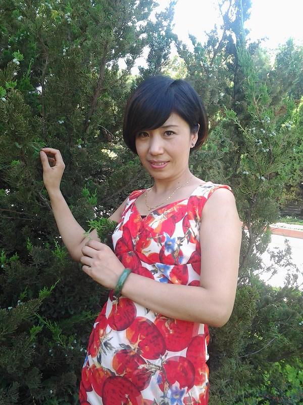 35岁未婚女征婚照片(id:80826353)_上海征婚交友_珍爱网