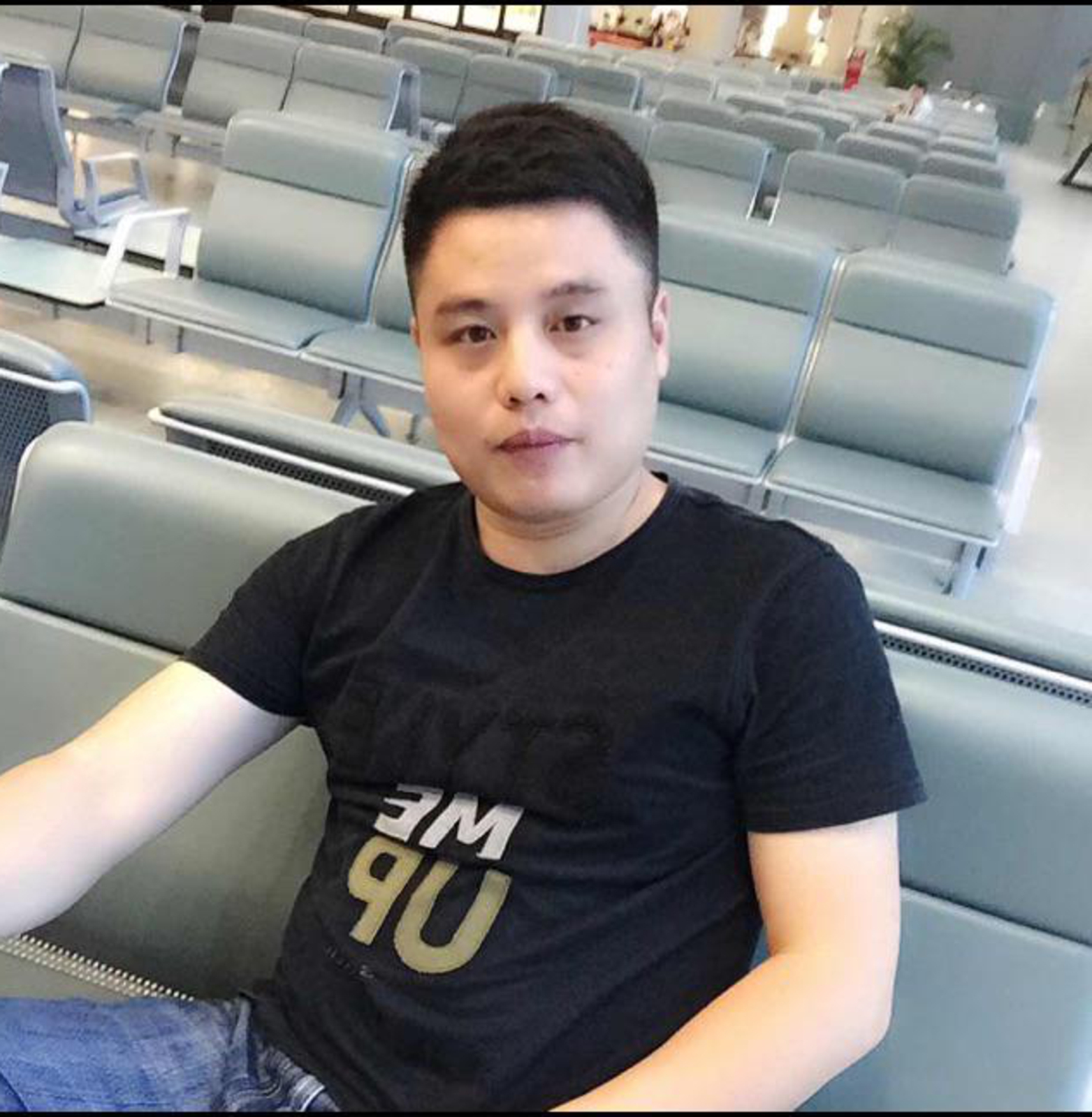 39岁离异男征婚照片(id:82693451)_上海征婚交友_珍爱网