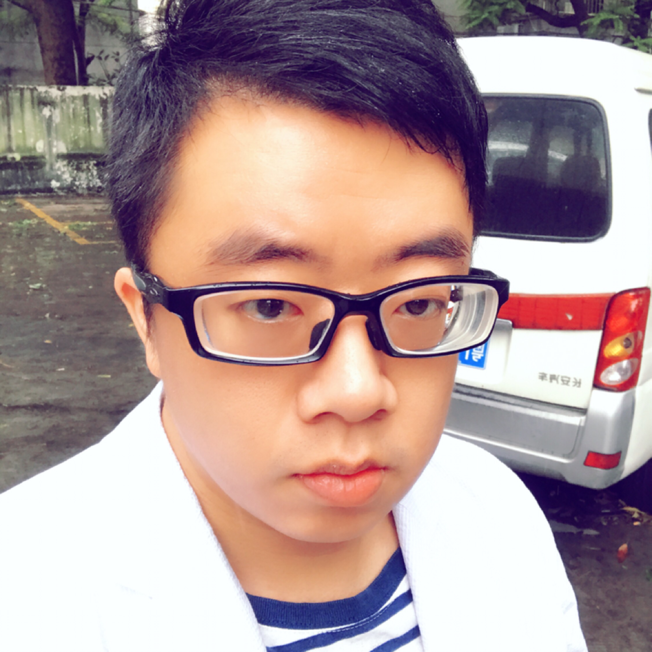 斌斌资料照片_广东珠海征婚交友_珍爱网