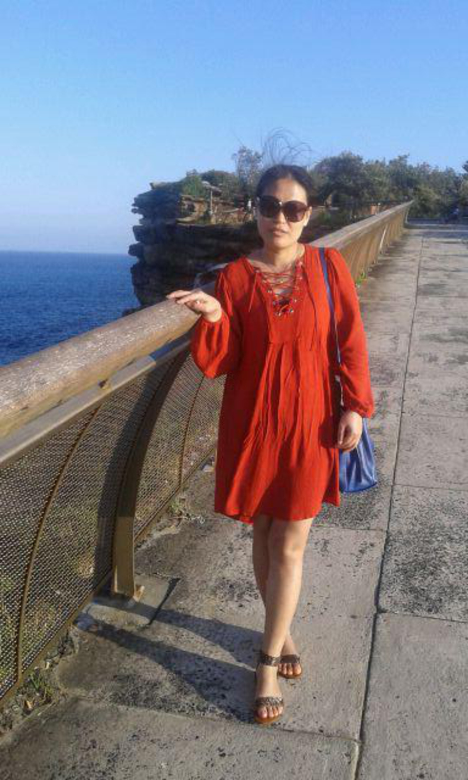 40岁离异女征婚照片(id:83747423)_陕西西安征婚交友_珍爱网