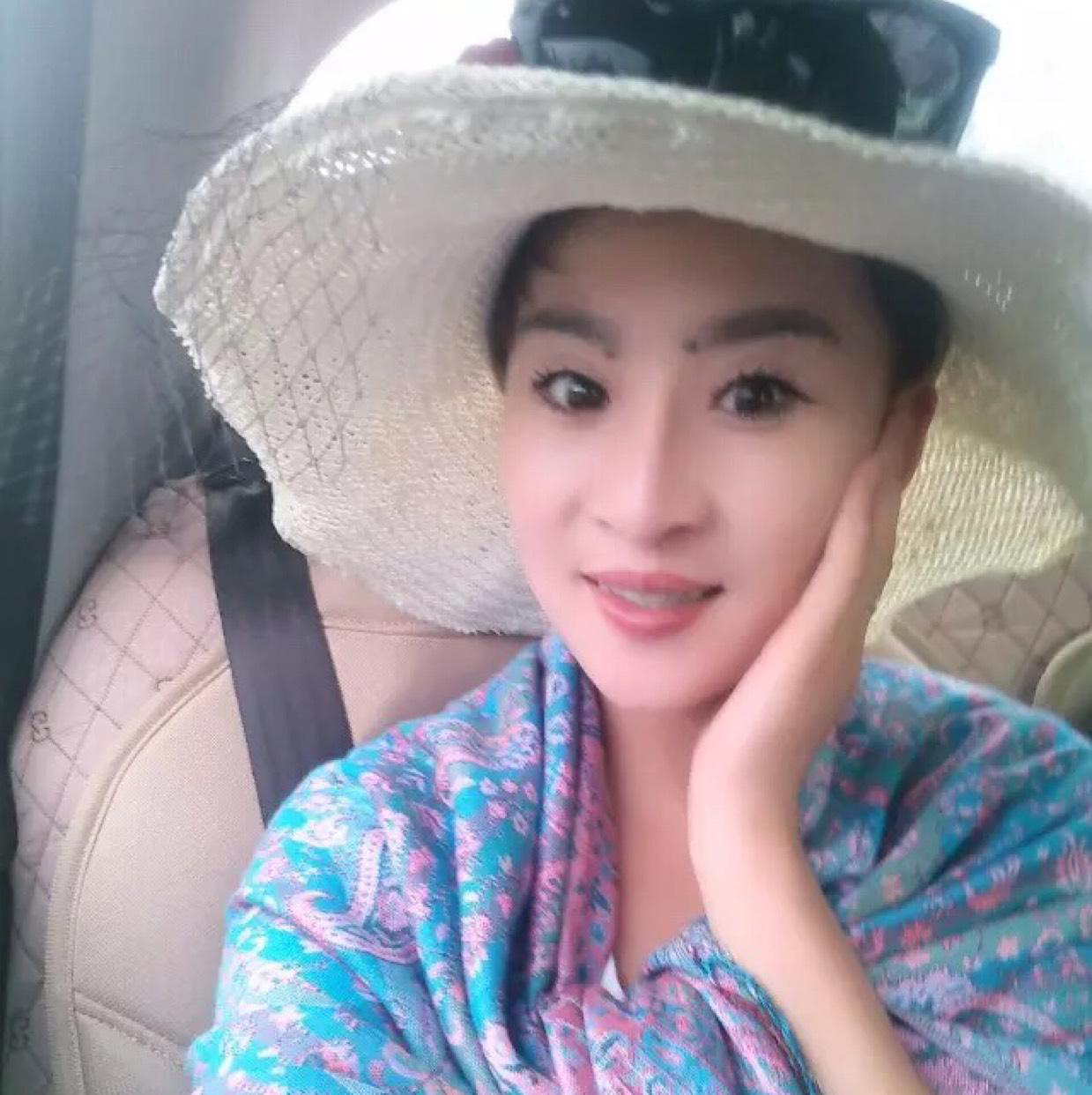 30岁未婚女征婚照片(id:84943421)_青海西宁征婚交友_珍爱网