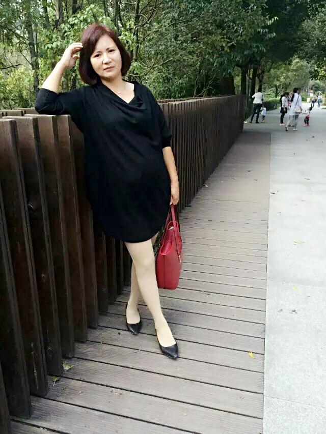 46岁女人征婚图片