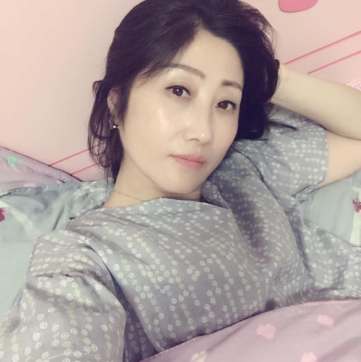 39岁离异女征婚照片(id:95127875)_上海征婚交友_珍爱网