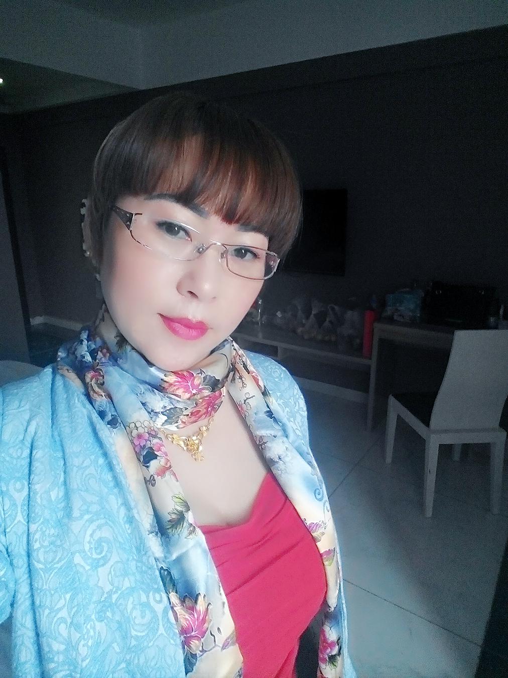 41岁离异女征婚照片(id:95675267)_上海征婚交友_珍爱网