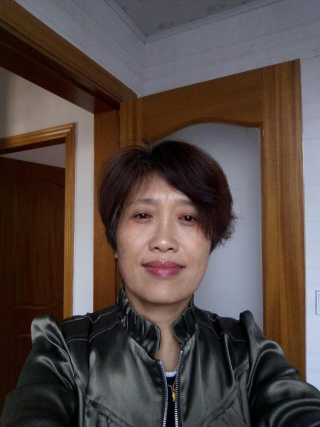 51岁离异女征婚照片(id:99189599)_上海征婚交友_珍爱网