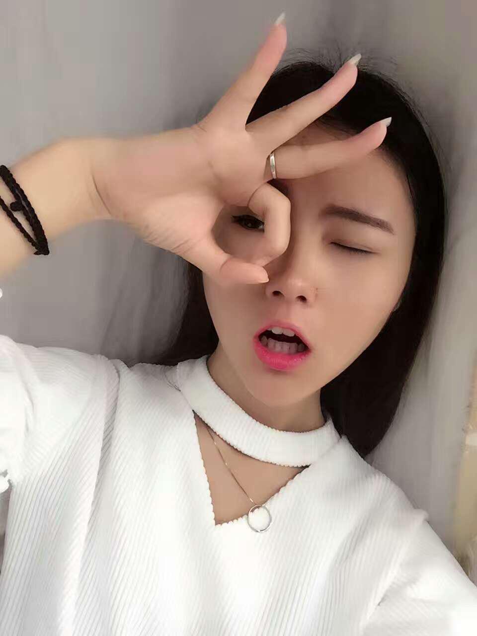 20岁未婚女征婚照片(id:99358415)_上海征婚交友_珍爱网