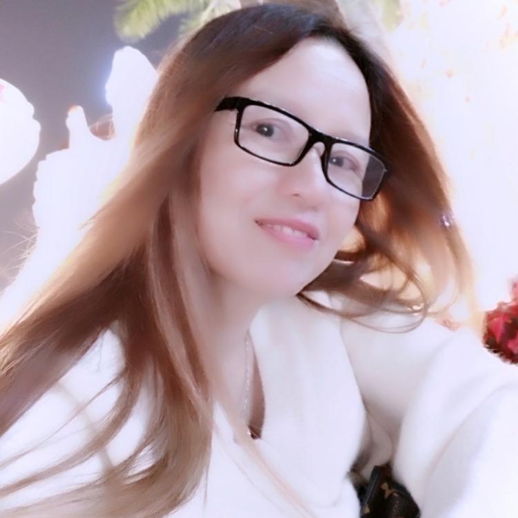 42岁离异女征婚照片(id:1011225803)_广东广州征婚交友_珍爱网