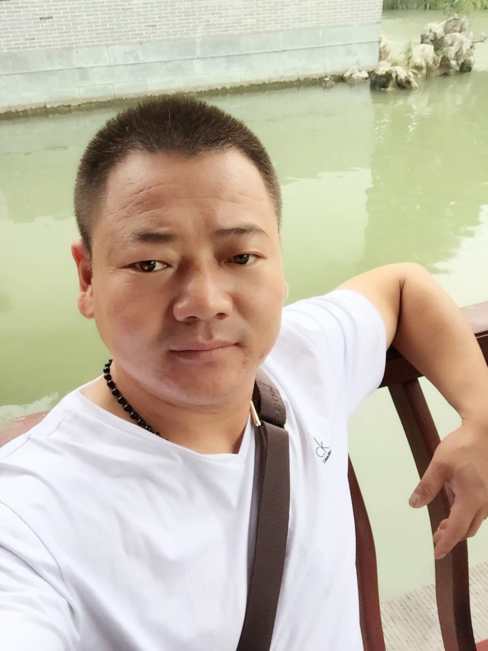 34岁离异男征婚照片(id:105718583)_内蒙古鄂尔多斯征婚交友_珍爱网