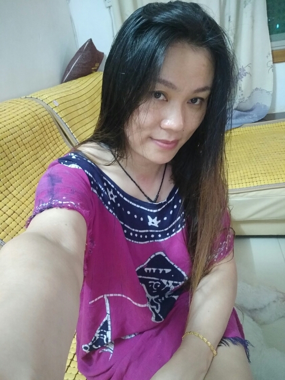 35岁离异女征婚照片(id:1373754041)_湖北武汉征婚交友_珍爱网
