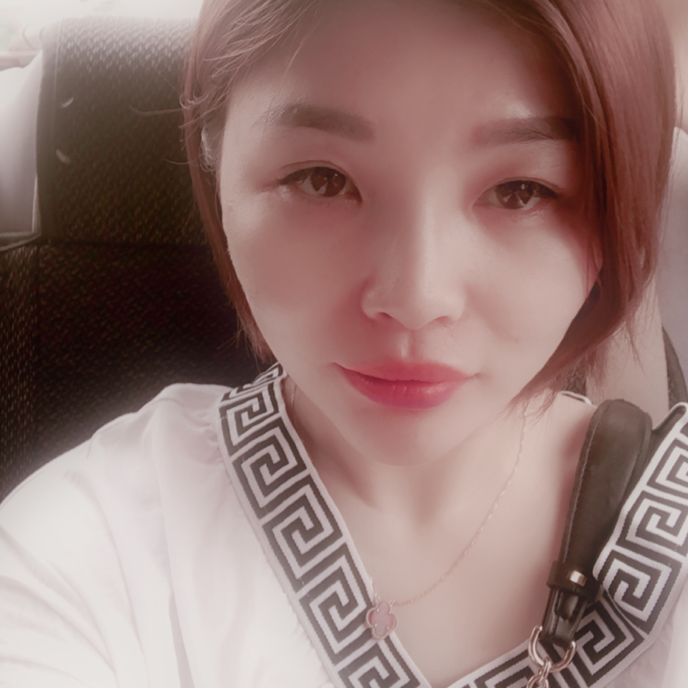 33岁离异女征婚照片(id:1916205119)_浙江金华征婚交友_珍爱网